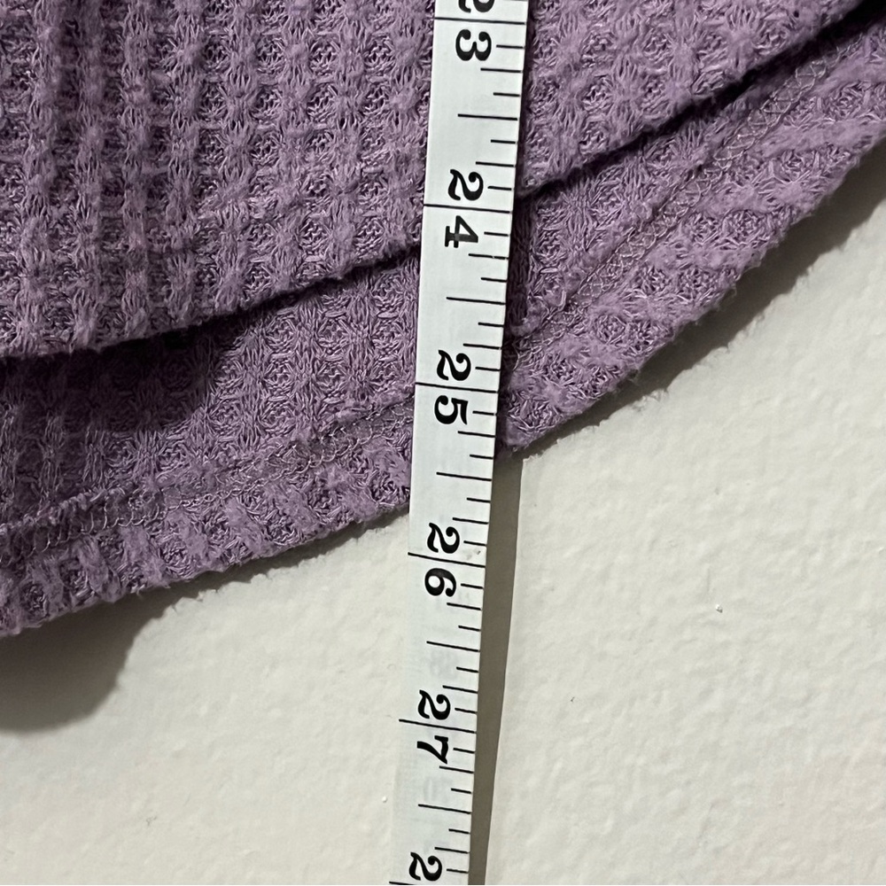 American Eagle Outfitters Lavender Long Sleeve Top size XS - Picture 9 of 9